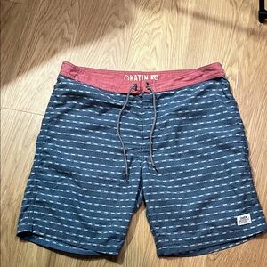 Katin Men’s Navy Striped with Red Waistband Board shorts size 34
